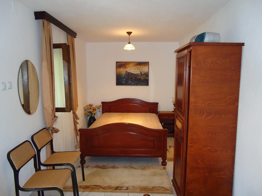 Apartment Odmor Bar Luaran gambar