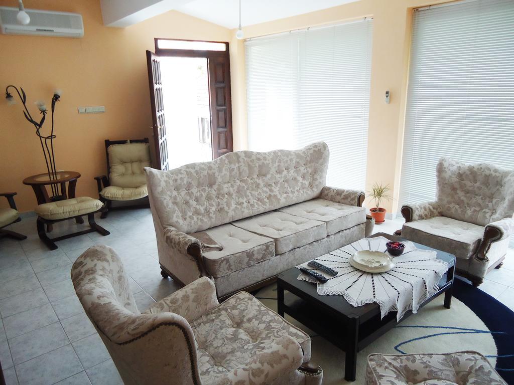 Apartment Odmor Bar Luaran gambar